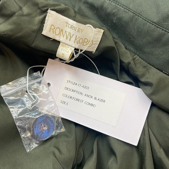 NWT Torn By Ronny Kobo Anok Blazer Jacket size small - Picture 9 of 10